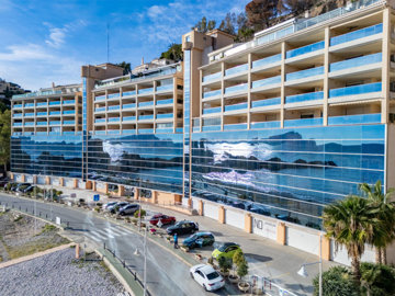 Exterior 2
