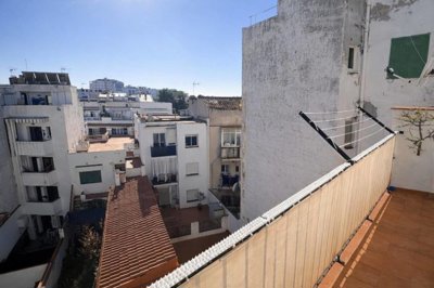 Exterior 2