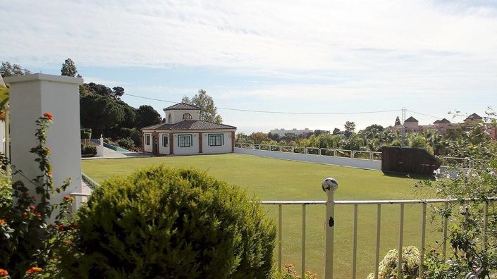 Image No.21-Commercial for sale