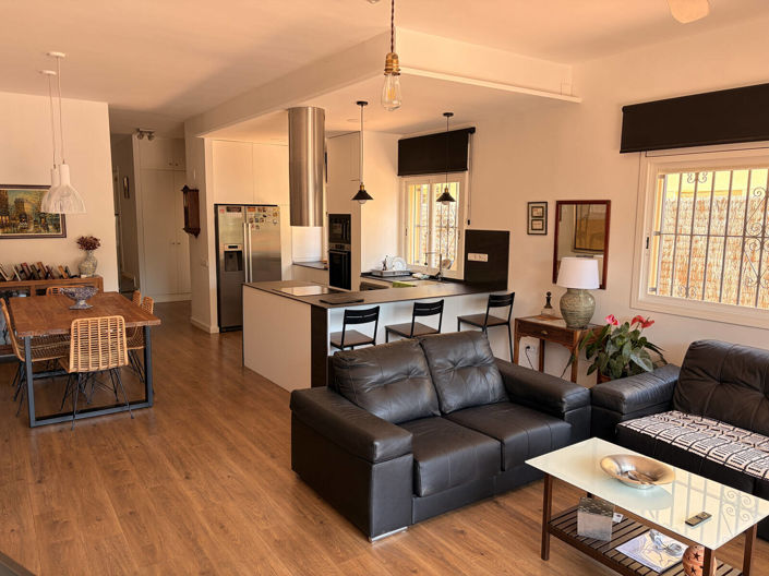 Image No.19-4 Bed House/Villa for sale