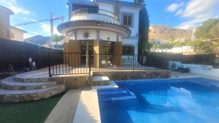 Image No.2-3 Bed House/Villa for sale