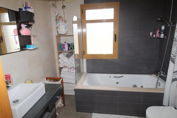 Image No.38-3 Bed House/Villa for sale
