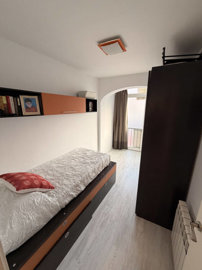 Interior 10