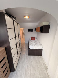 Interior 11