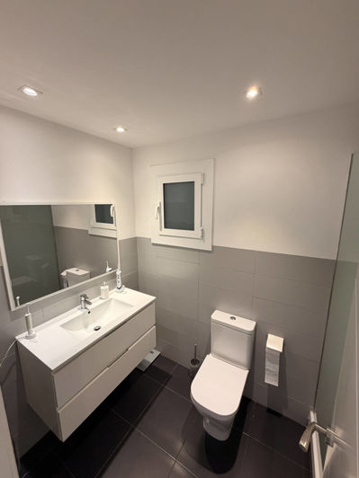 Image No.18-3 Bed Apartment for sale