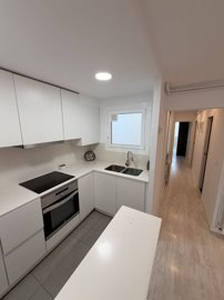 Interior 4