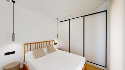 Interior 9