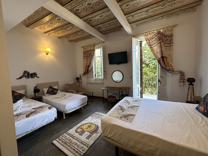 Image No.8-20 Bed Commercial for sale