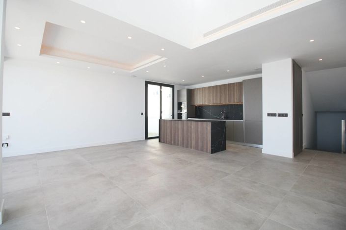 Image No.12-4 Bed House/Villa for sale