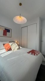 Interior 6