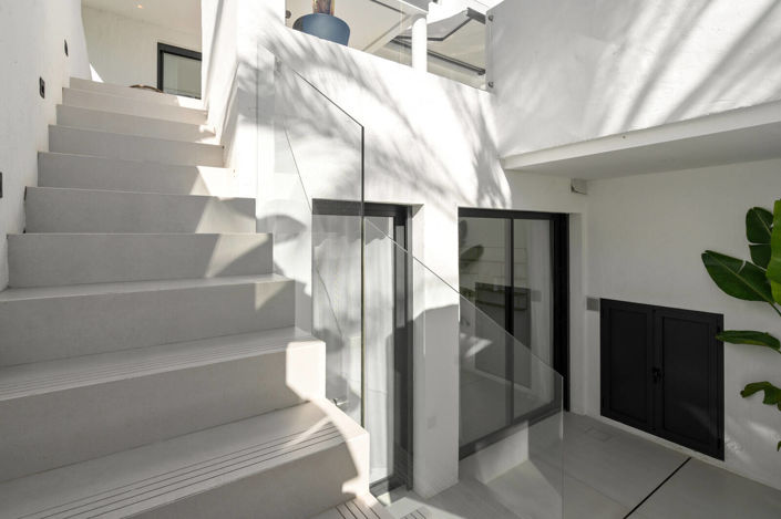 Image No.24-3 Bed Apartment for sale