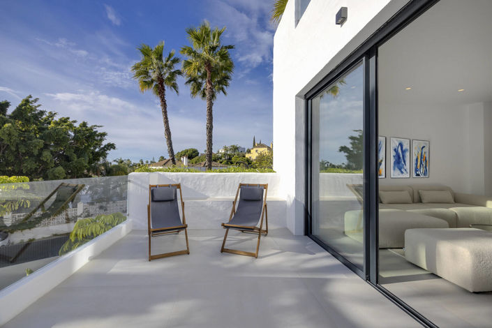 Image No.25-3 Bed Apartment for sale
