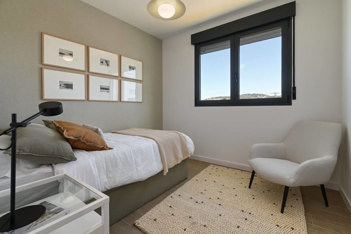 Image No.20-2 Bed Apartment for sale