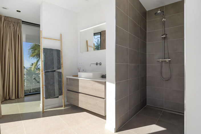 Image No.36-5 Bed House/Villa for sale