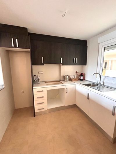 Image No.25-2 Bed Apartment for sale