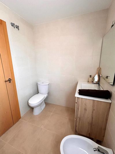 Image No.33-2 Bed Apartment for sale