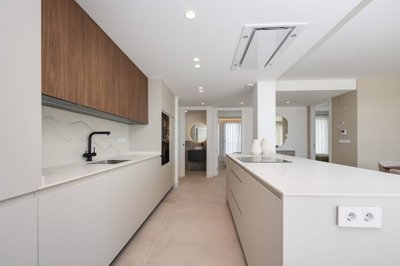 Interior 6