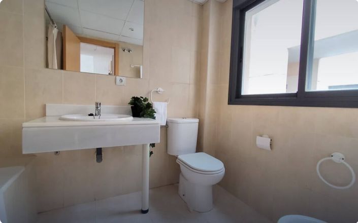 Image No.20-2 Bed Apartment for sale