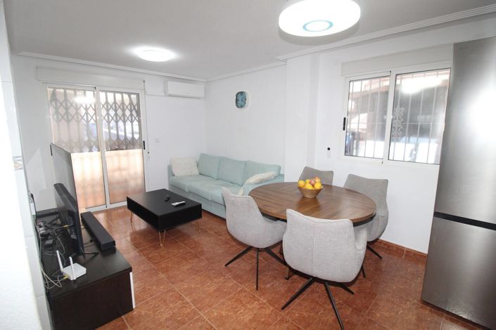 Image No.3-Appartement de 3 chambres à vendre à Torrevieja