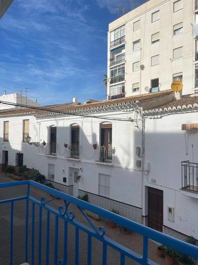 Image No.5-2 Bed House/Villa for sale