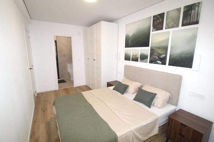 Image No.13-2 Bed Apartment for sale
