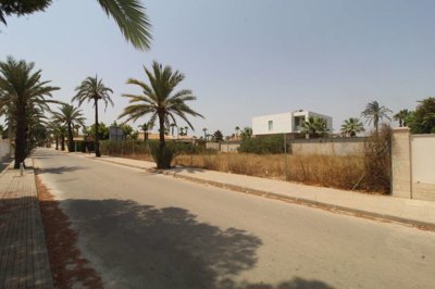 Exterior 1