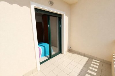Exterior 7