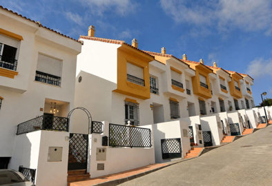 Exterior 1