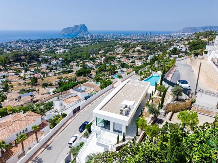 Image No.10-4 Bed House/Villa for sale