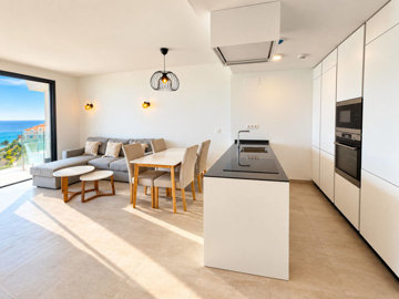 Interior 5