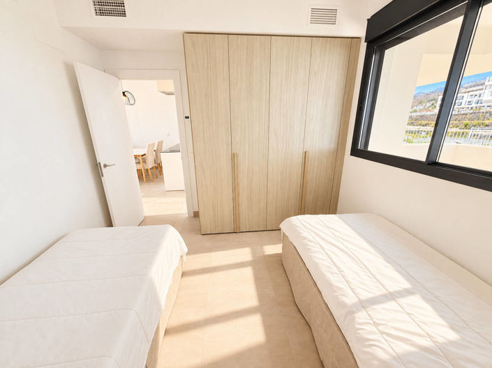 Image No.19-2 Bed Apartment for sale