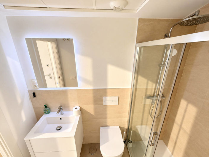 Image No.28-2 Bed Apartment for sale