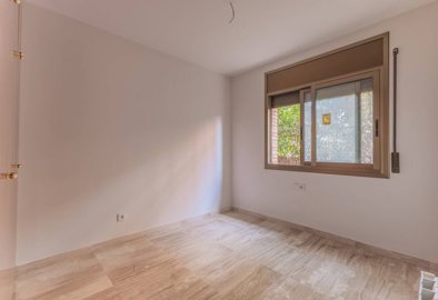 Interior 10