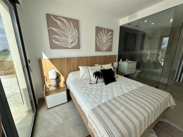 Interior 7