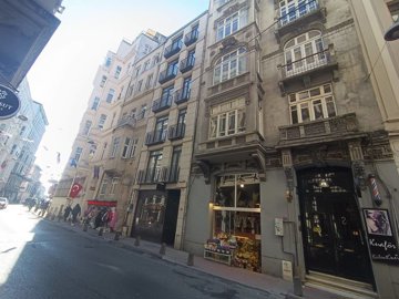 Exterior 2