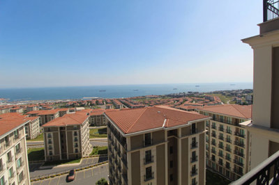 Exterior 4