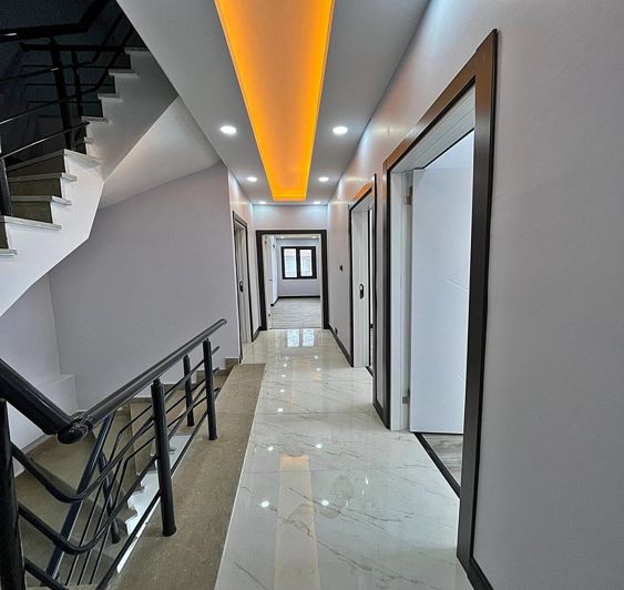 Image No.21-7 Bed House/Villa for sale