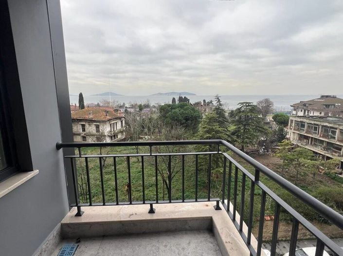 Image No.15-3 Bed Apartment for sale