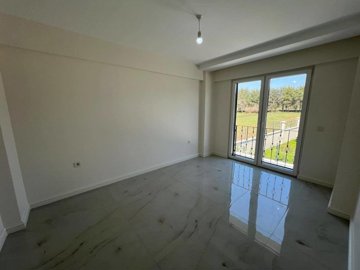 Interior 5