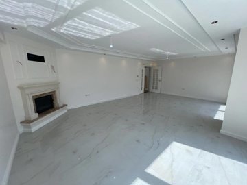 Interior 2