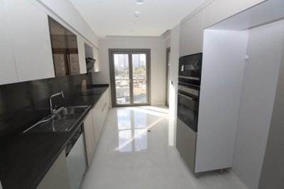 Interior 3