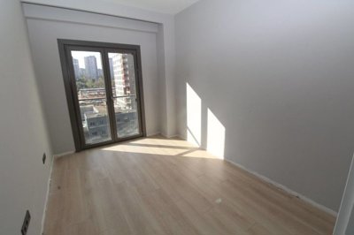 Interior 6