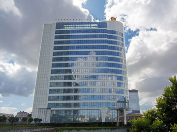 Exterior 1