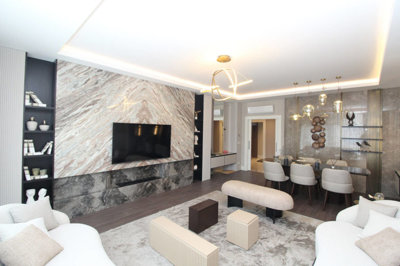 Interior 2