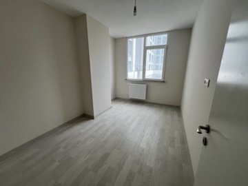 Interior 7