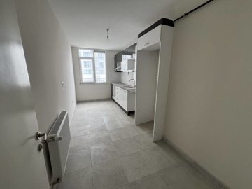 Interior 4