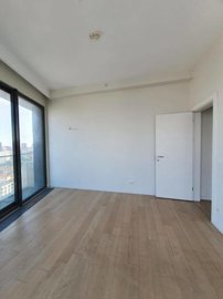 Interior 11