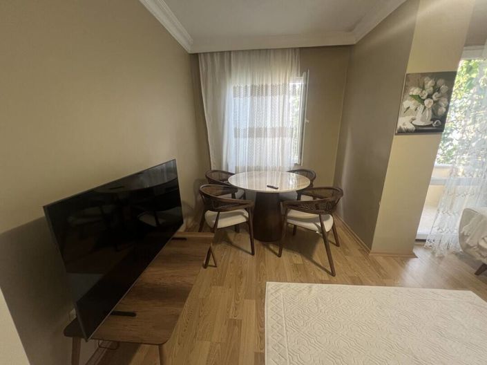 Image No.4-Appartement de 2 chambres à vendre à Atasehir