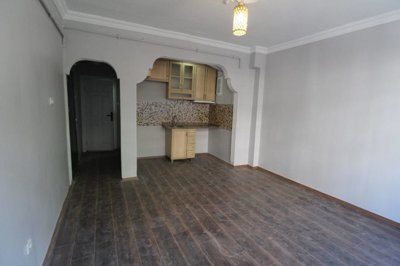Interior 4