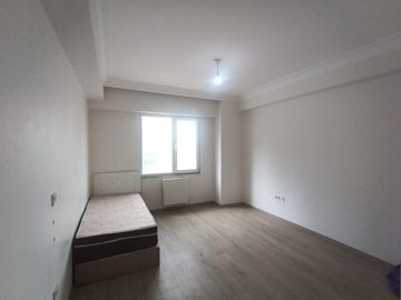 Interior 5